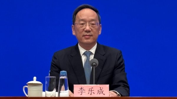 全国前三配资公司 工信部：针对个别领域夸大和虚假宣传、恶意诋毁攻击等网络乱象，近期将开展专项整治行动